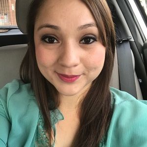 Meet your Posher, Melissa